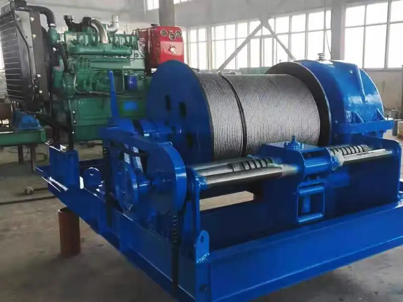 Diesel Winch with Spooling Device