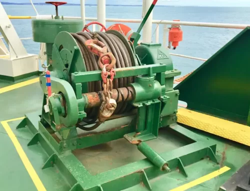 Durable Marine Electric Winch for Offshore and Dockside Use